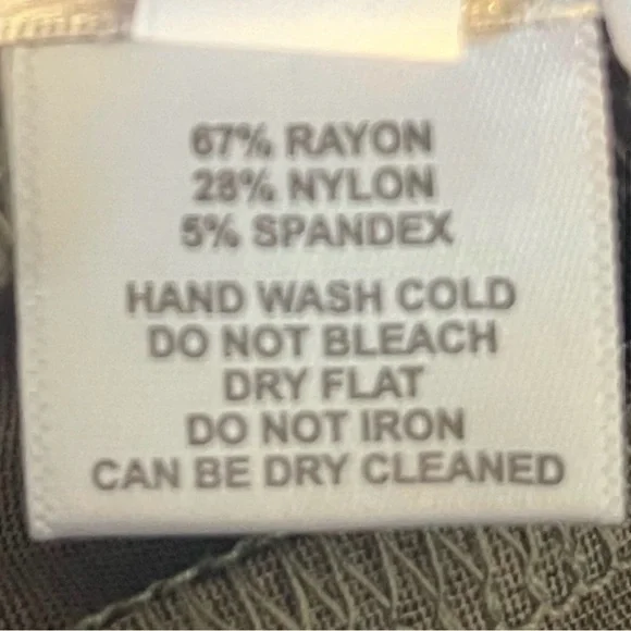 Unique Vintage Red Plaid Carmen
Half Sleeve Wiggle Dress Mad Men 2XL - NWT - Picture 15 of 15